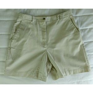 Liz Claiborne Lizsport light tan khaki shorts
